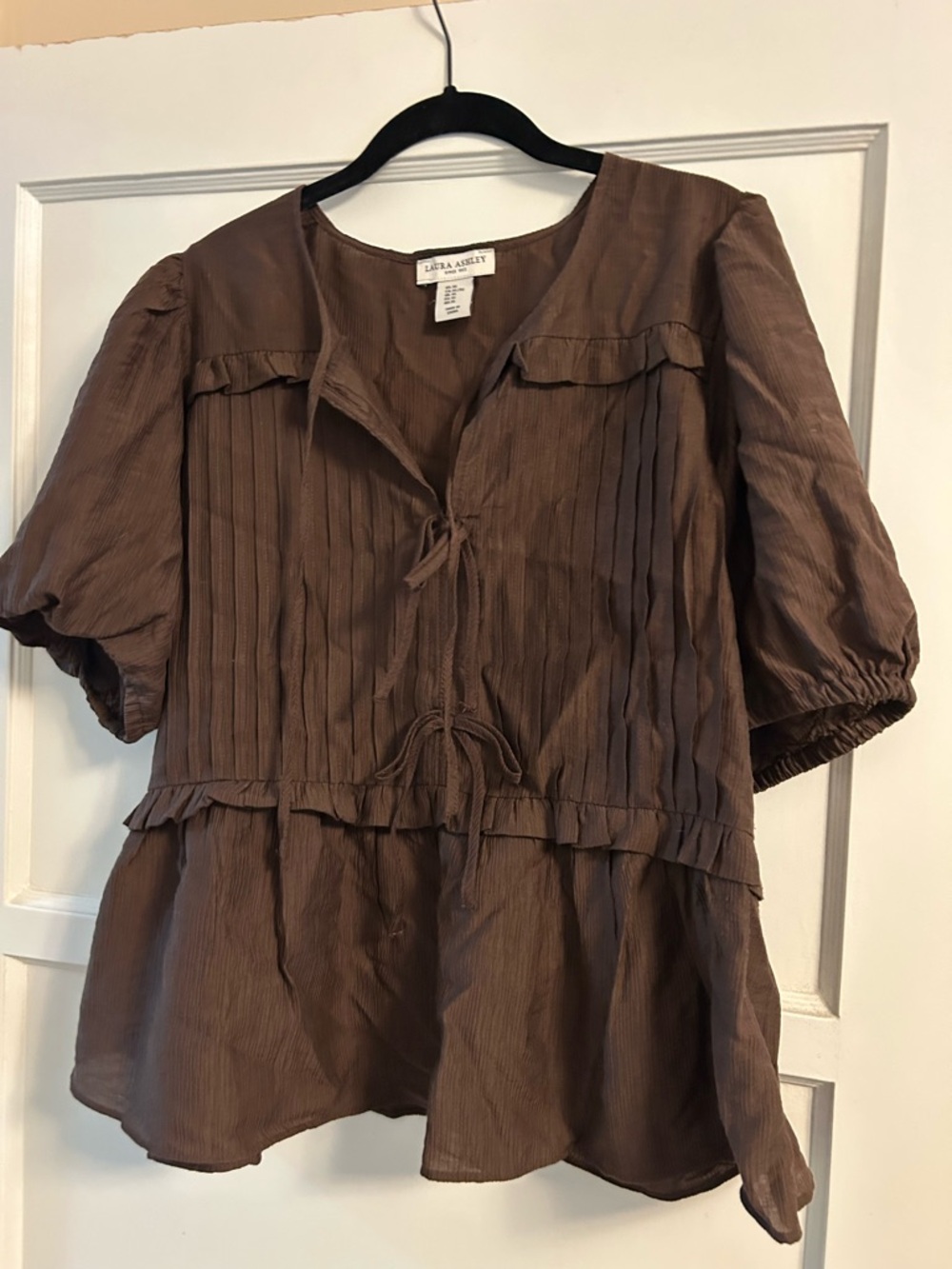 Laura Ashley top, brown, XL